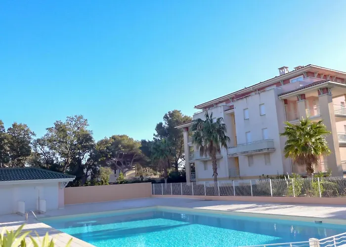 Les Calanques Du Parc-2 By Interhome