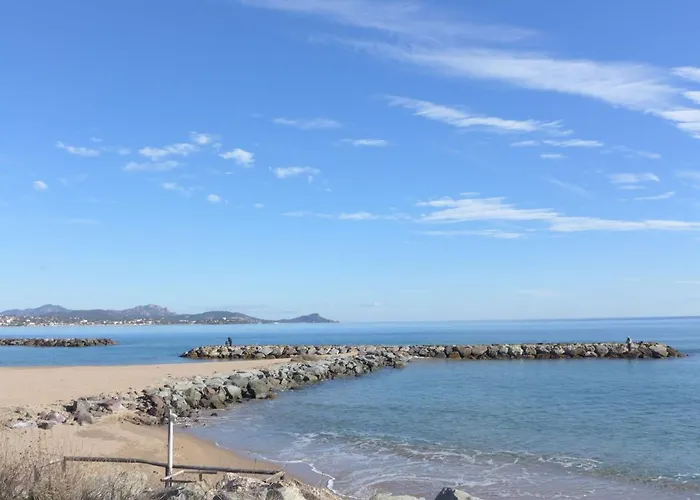 Apartment Les Calanques Du Parc-2 By Interhome *